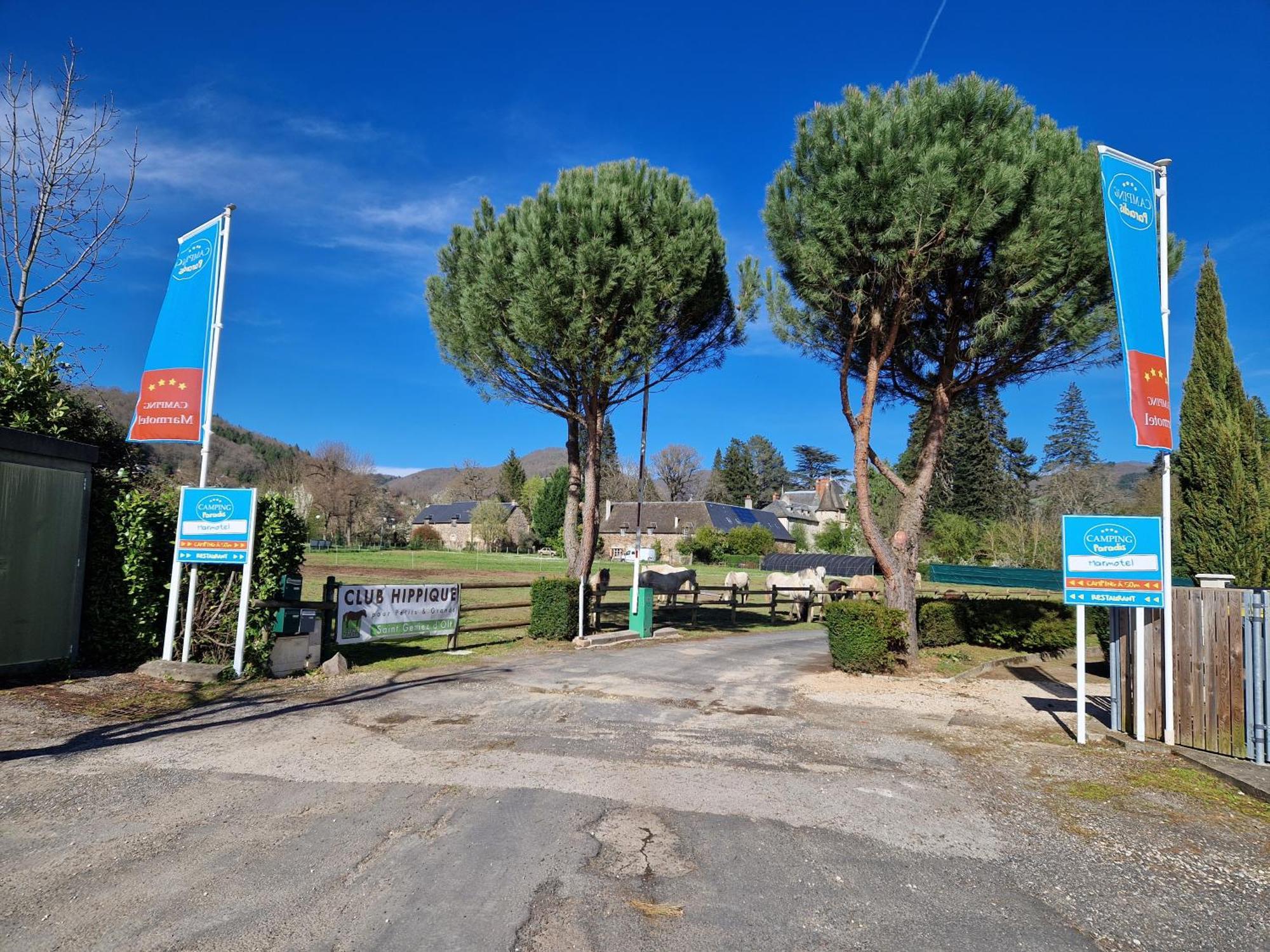 Camping Paradis Marmotel Saint-Geniez-d'Olt Exterior photo