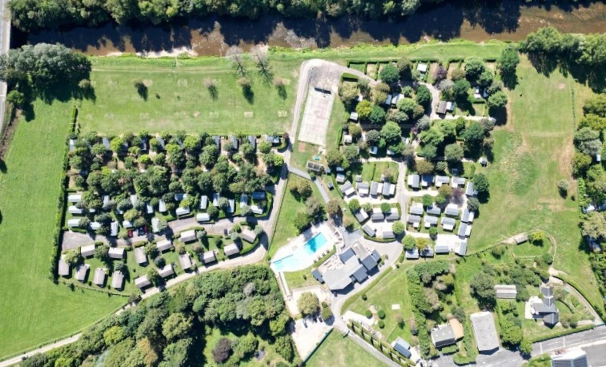 Camping Paradis Marmotel Saint-Geniez-d'Olt Exterior photo