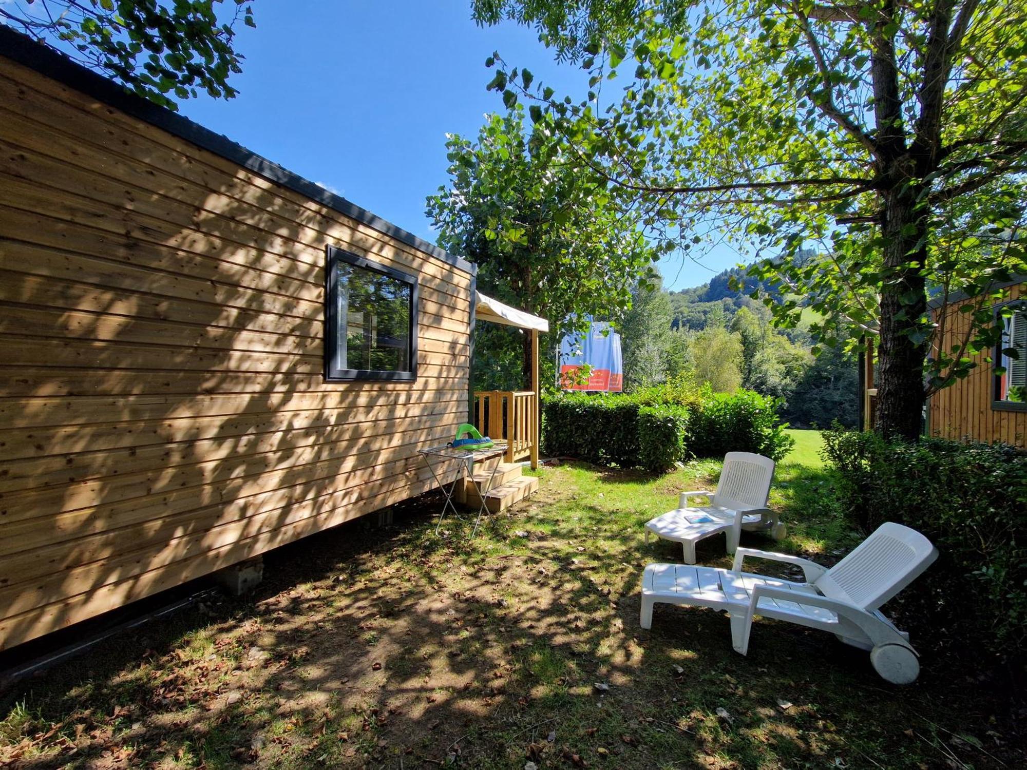 Camping Paradis Marmotel Saint-Geniez-d'Olt Exterior photo