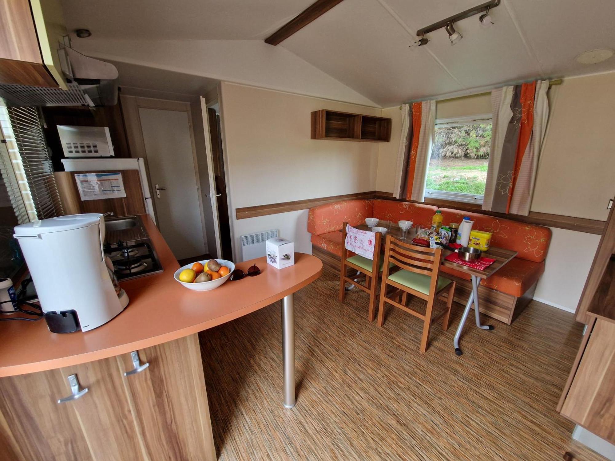 Camping Paradis Marmotel Saint-Geniez-d'Olt Exterior photo