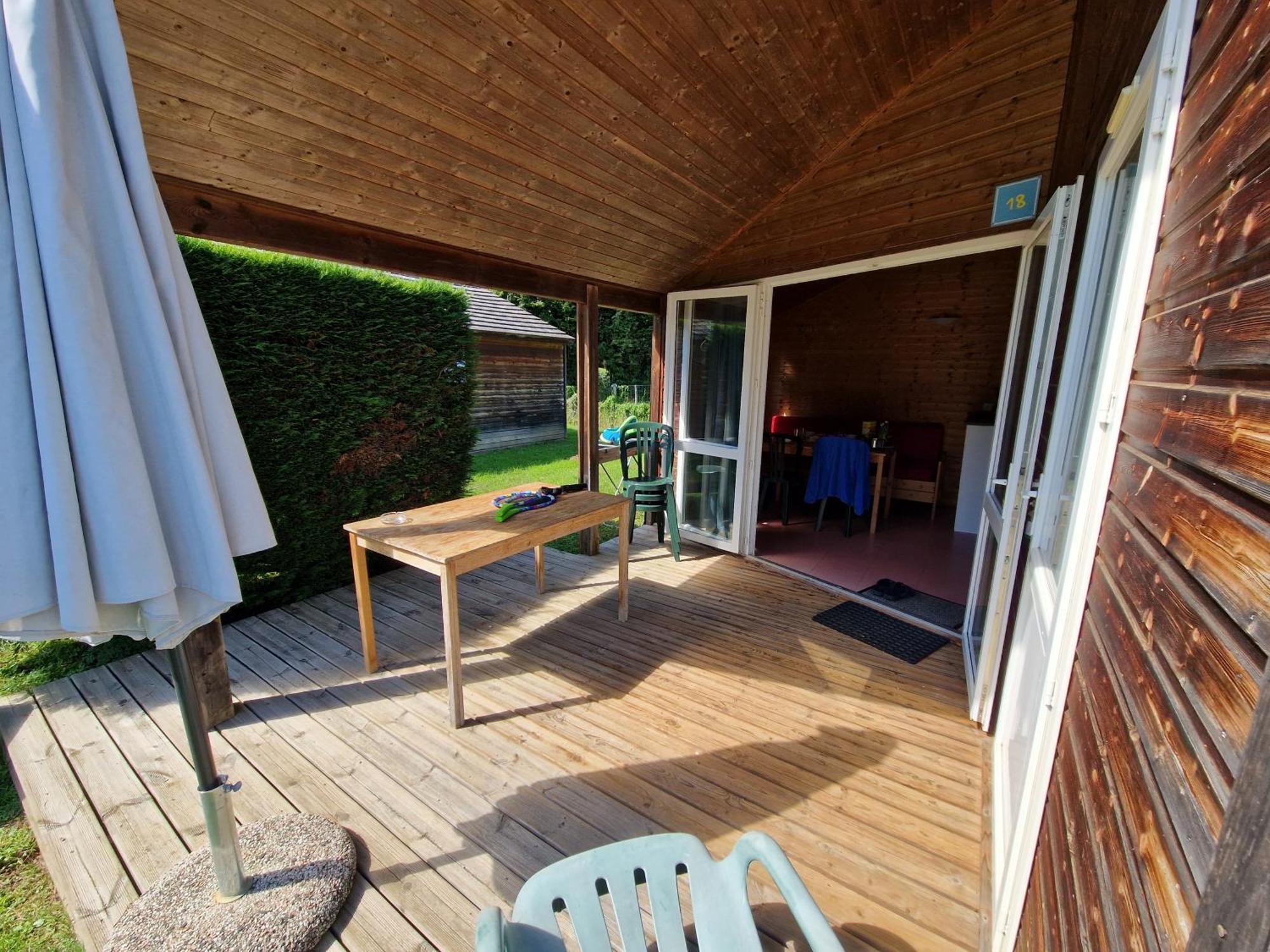 Camping Paradis Marmotel Saint-Geniez-d'Olt Exterior photo